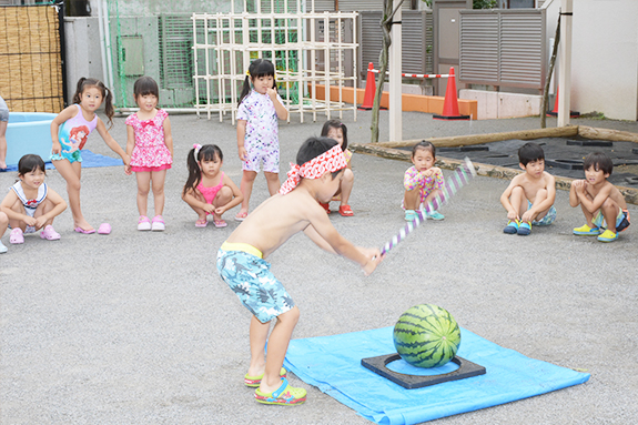 写真：8月のイメージ